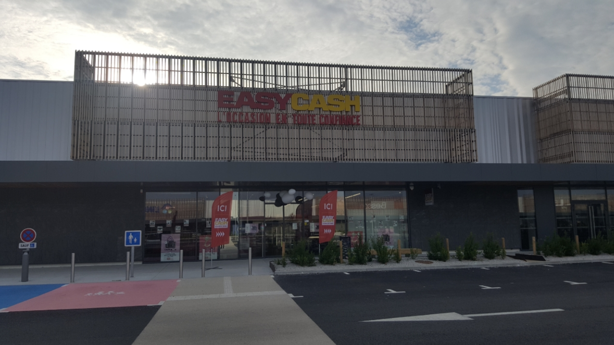 Easy cash laval 53